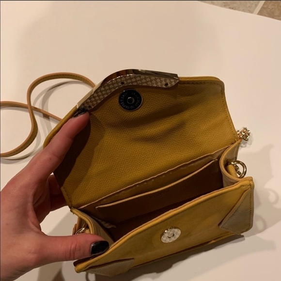 Poverty Flats by Rain Mustard Crossbody Bag - Picture 6 of 6